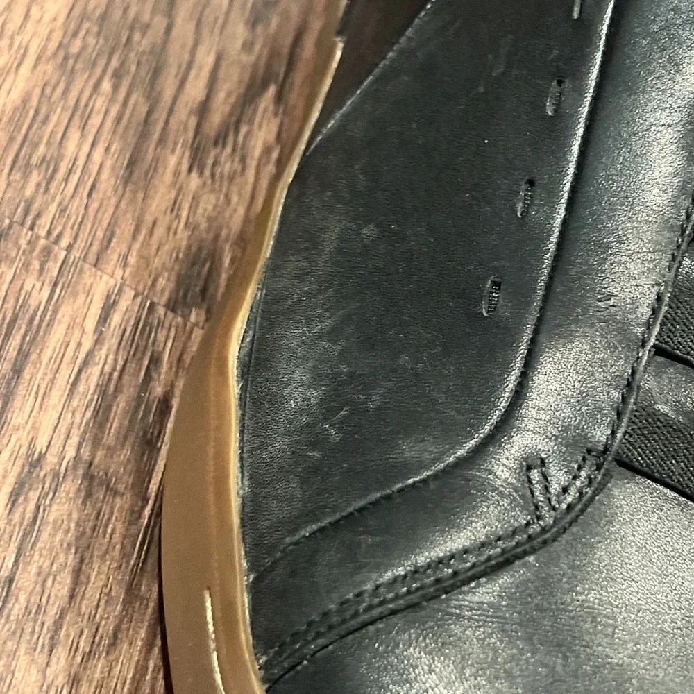 Kizik New York Hands Free Leather Sneaker EUC Men size 11.5 READ